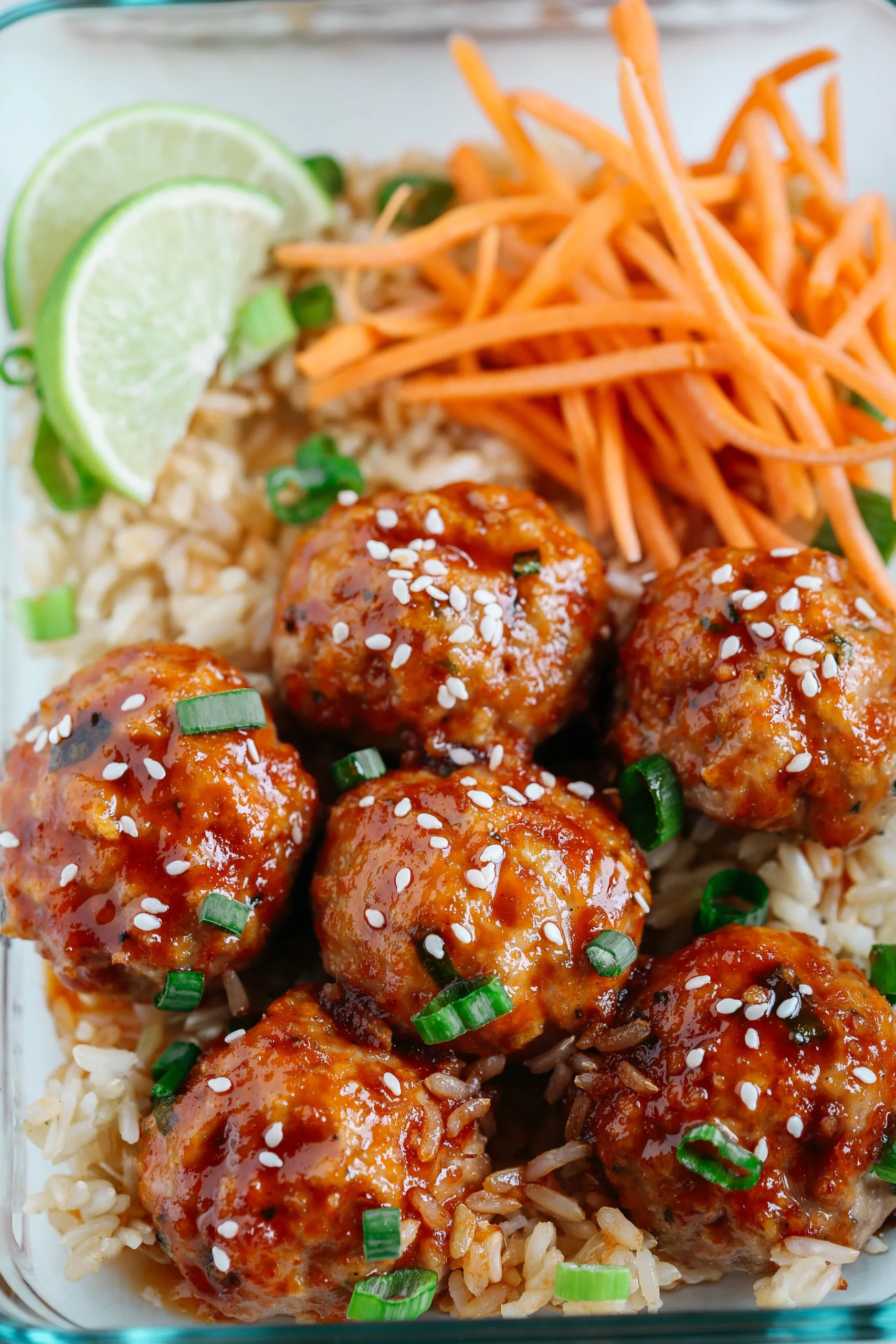 Sweet and Spicy Sriracha Paleo Meatballs