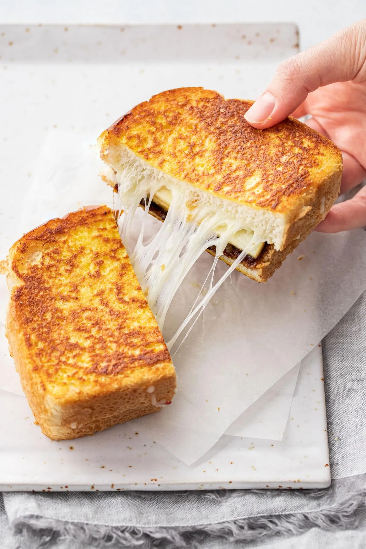 Sweet n Hot Creamy Grilled Cheese