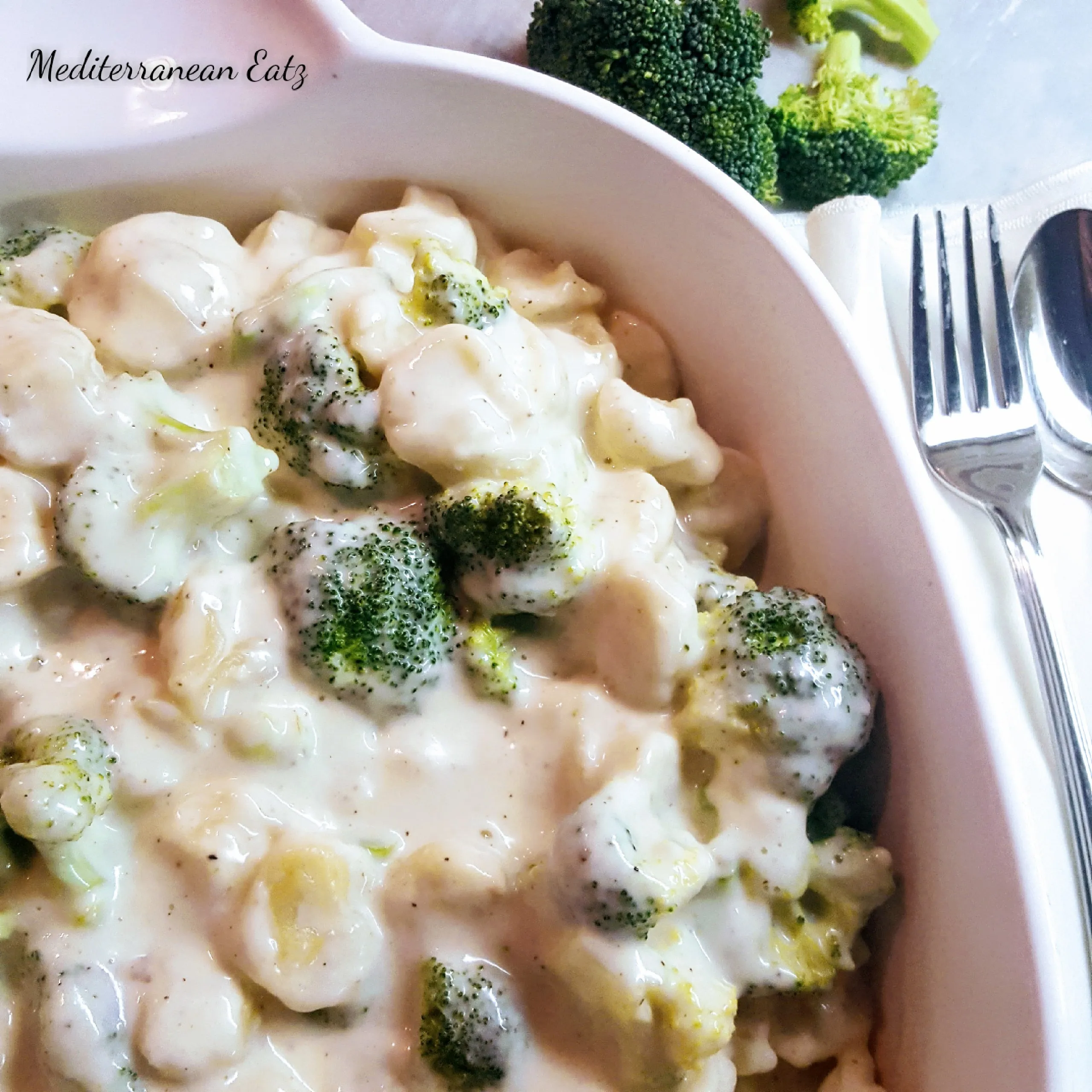 Tortellini with Broccoli and Cream Sauce
