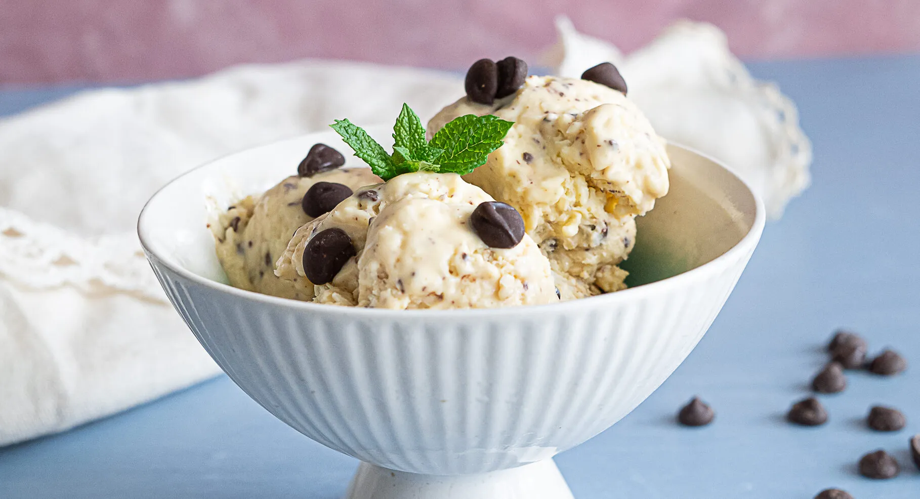 Vanilla Coconut Ice Cream with Golden Oreo Sprinkle
