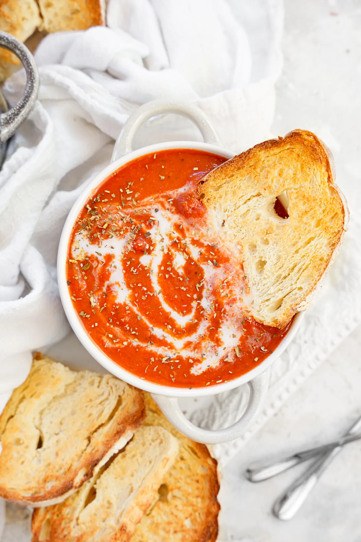 Vegan Creamy Tomato Soup