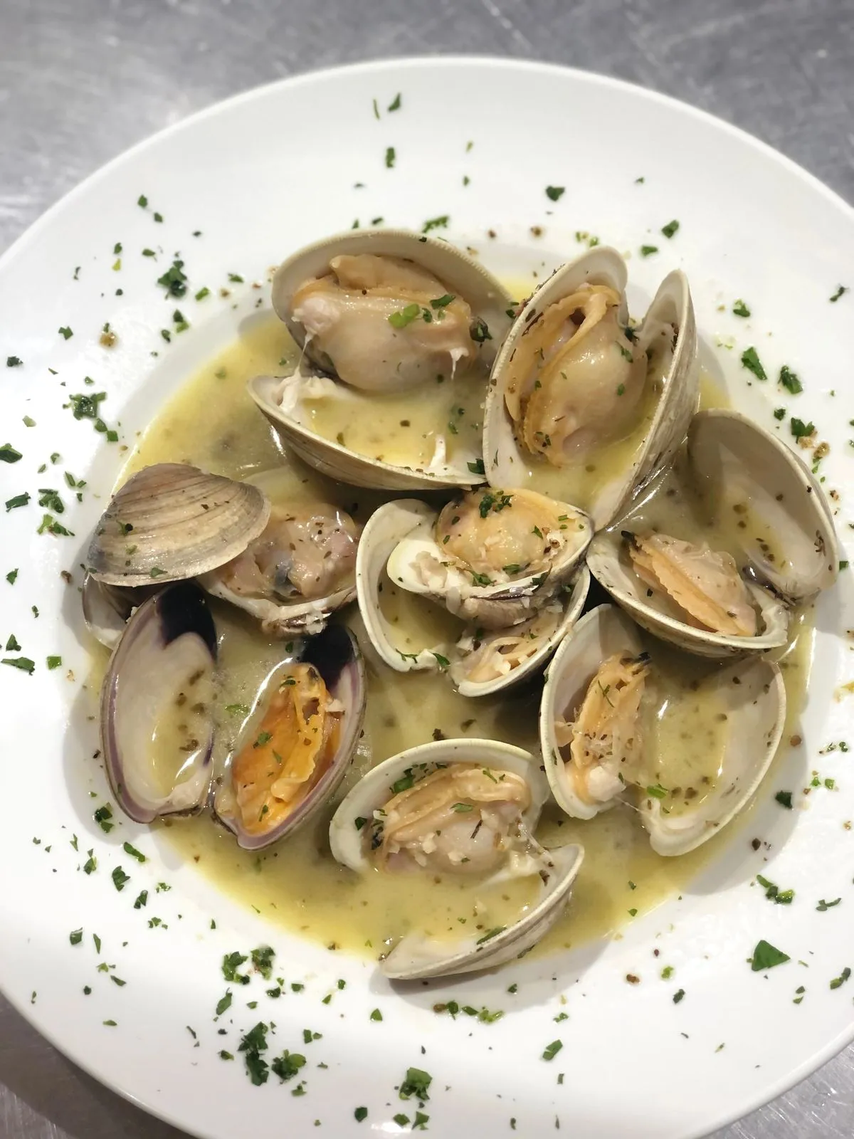 Zuppa di Clams Bianco