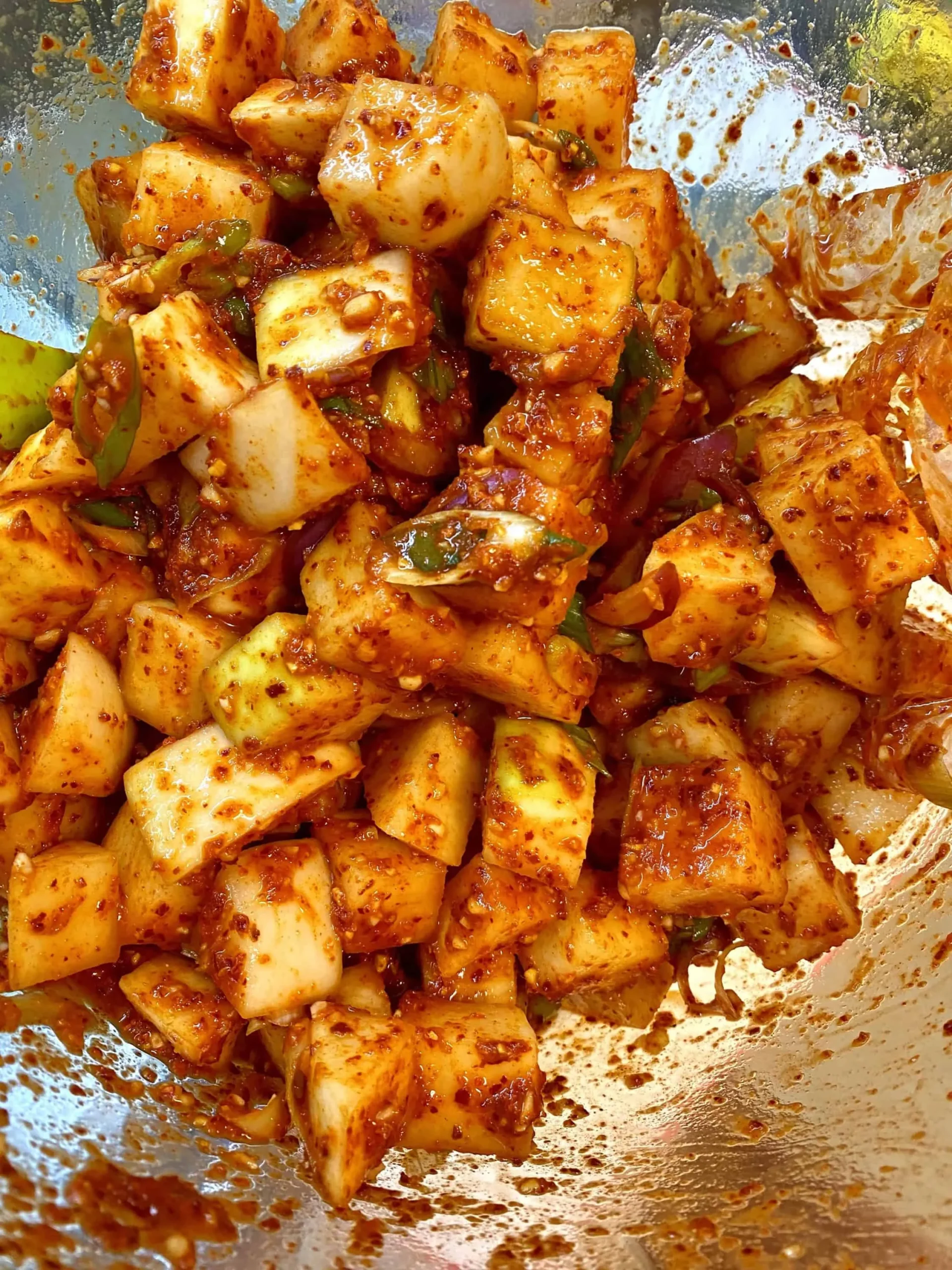 kkakdugi cubed radish kimchi